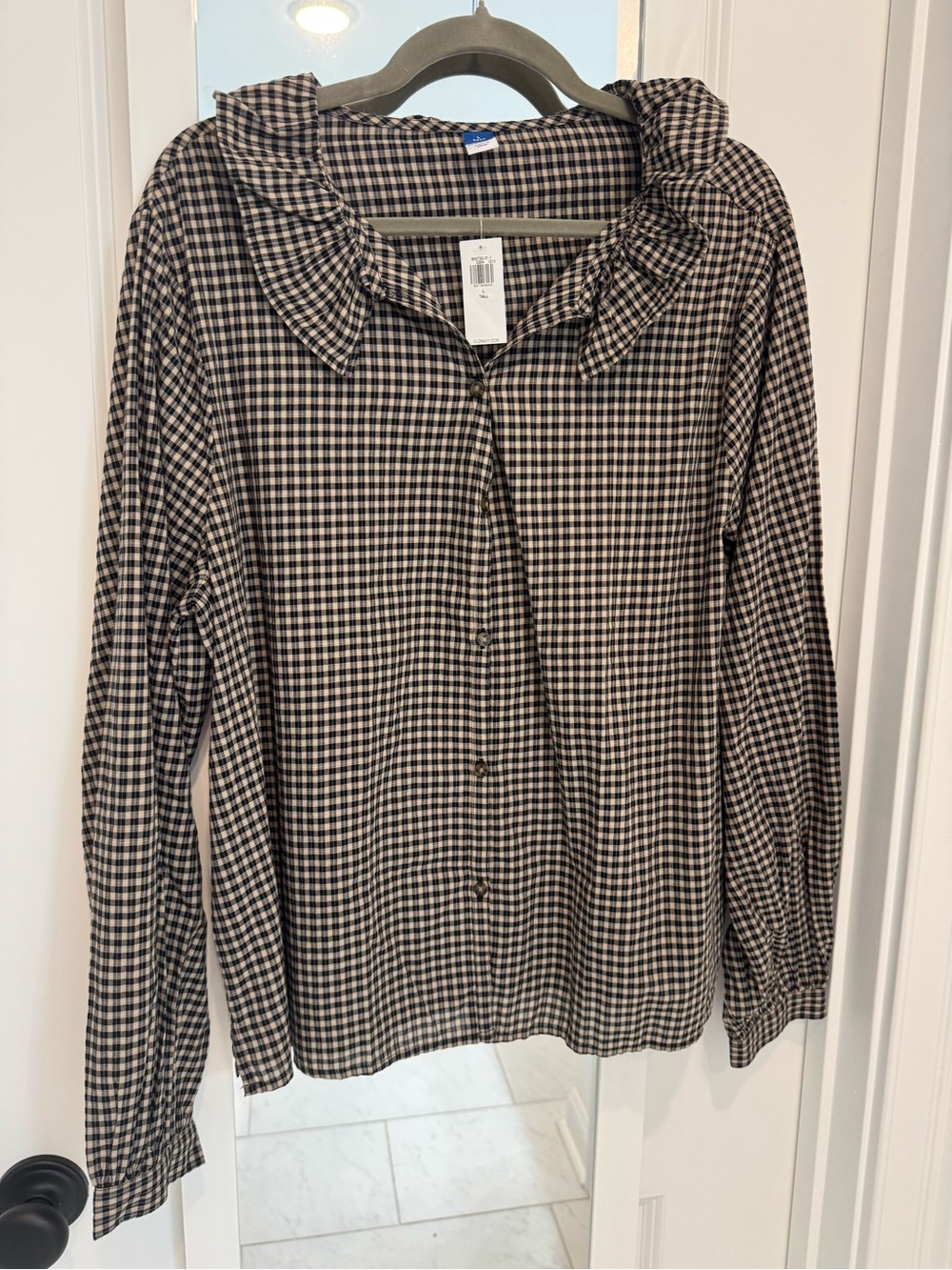 NWT Old Navy Black and Tan Gingham Ruffle Neck Blouse